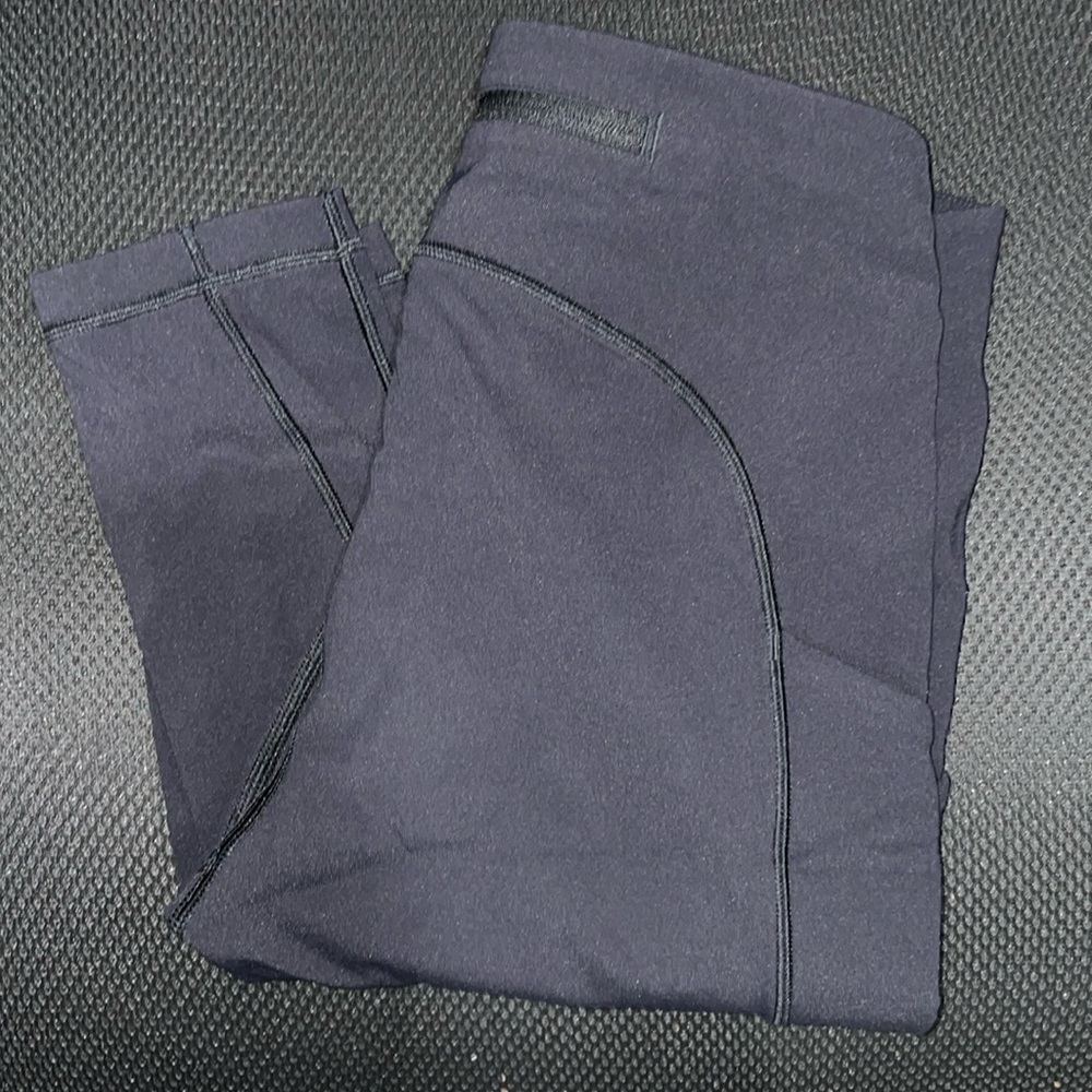 Black Lululemon Wunder Train W/ Pockets Size 4